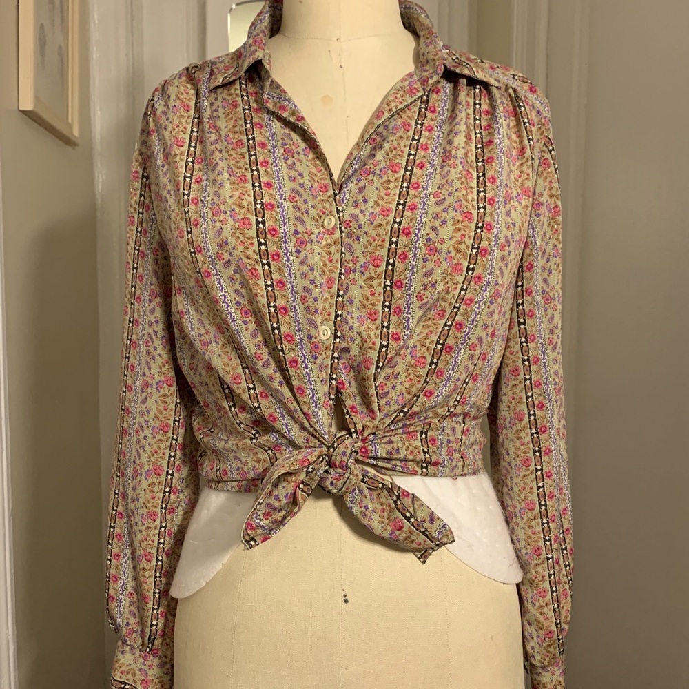 Vintage shirt size M